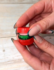 A great way to recycle plastic bottles 🙂 | Creativo UK