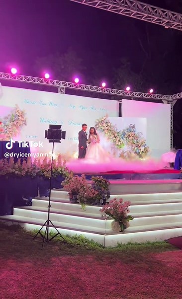 Dry Ice Myanmar 09421777745 သည် TikTok ပေါ်တွင် ရှိသည်