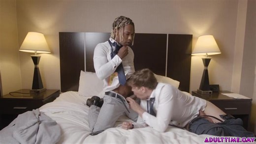 See what happens when two guys share hotel room the last night of crypto expo