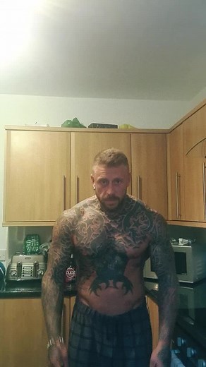 #snapyourfingers #doyourstep #tattoes #beards #foryourpage #fyp #tiktok #beautiful #singing #smile #babygirl