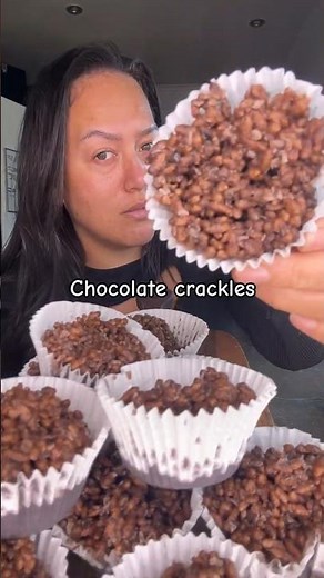 🍫 No Bake Chocolate Crackles #RecipeVideo #Cooking #easyrecipe #shorts #food
