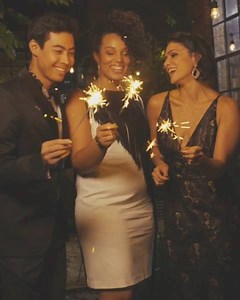 Happy New Year! May you bring in 2019 with a smile on your face and a joyful note in your heart | Fashion Fair