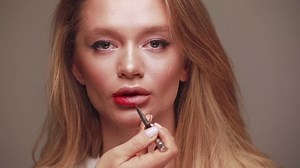 Makeup Artist Applies Red Lipstick Beautiful Stock Footage Video (100% Royalty-free) 1020261901 | Shutterstock