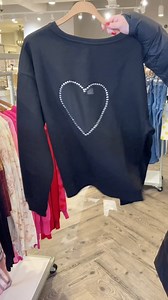 Our top picks in January 😍 What stores should we visit next? 💁‍♀️🛍️💕 #outletshopping #outletfinds #aurora #chicago #chicagopremiumoutlets | Chicago Premium Outlets