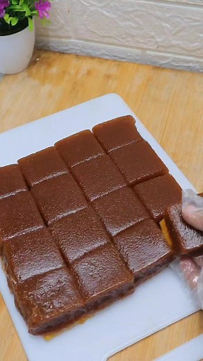 1.9M views · 10K reactions | Bikin sendiri di rumah ternyata lebih ekonomis dan praktis #suguhanlebaran #menubukapuasa | Resep Yaya | Facebook