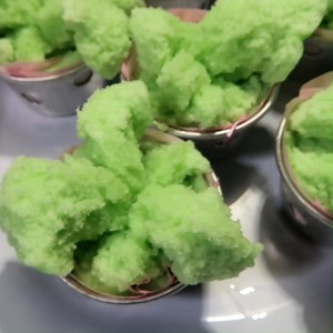 97K views · 835 reactions | Bolu Mekar Pandan Kukus | Aneka Resep Kue | Facebook