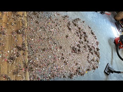 Henry Hoover Mess Test | Carpet/Hardfloor Vacuuming | Henry Hoover Clean Up