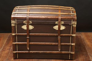 Curved Chest of Drawers by Au Départ, Paris - Etsy Canada