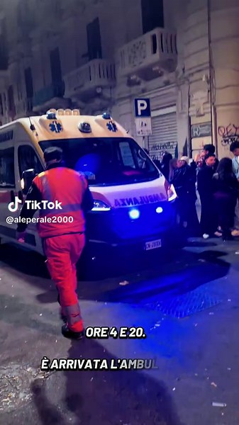 "Quando arriva l'ambulanza finisce la serata" #bari #ambulanza #sannic...