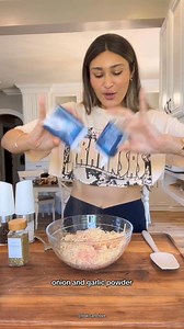 16K views · 222 reactions | CHICKEN CAESAR PIZZA!!  #lowcarbrecipes #keto #pizzacrustrecipes #chickencrustpizza #caesarsalad #weightlossjourney thank you @Low carb mama ❤️ | Mayra Wendolyne Recipes | Facebook