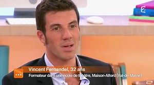 Vincent Fernandel : le petit fils de Fernandel est devenu formateur dans une école de théâtre [Photos] - Télé Star