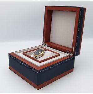 [Hot Item] Wholesale Wooden Clamshell Box Watch Box Can Print Logo Packaging Box Gift Leather Jewelry Box