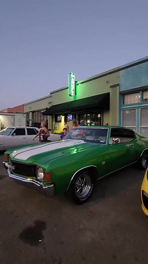 Had our first ArtWalk Cruise-In at the bar ✨️ this Chevelle SS was perfect under our new sign ♥️ . . . . #chevelle #ss #chevelless #Chevy #Chevrolet #cars #classiccars #automotive #aboutcars #carswithoutlimits #carsofinstagram #engine #carhistory #carweek #Ferrari #Jaguar #alfaromeo #MercedesBenz #porsche #Bentley #RollsRoyce #Koenigsegg #Bugatti | The Bad Blonde - Automotive History