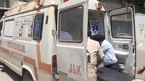 Two women were hit by a bus in Gadi Garh area, admitted in #GMC | Perfect Timeline