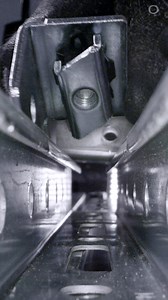 Hilti MT Fast-Lock ⚡ ⚡ Skær ned på installationstiden med vores nye MT skinnesystem, der kommer med formonterede vingemøtrikker og bolte i forskellige beslag 🙌 Se hele MT skinnesystemet her: https://hilti.to/1psmxb #Hilti #Skinnesystem #Montage #MT | Hilti