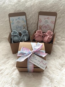 Pregnancy Gift Box, Gender Reveal Surprise, Baby Announcement Grandparent or Dad, Reveal Ideas to Family, Baby Booties - Etsy