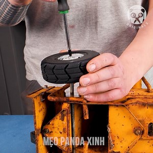 2.9M views · 4K reactions | Tự làm bánh xe tải đồ chơi! | Mẹo Panda Xinh | Facebook