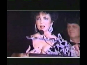 Elizabeth Taylor Honors Michael Jackson (1988)