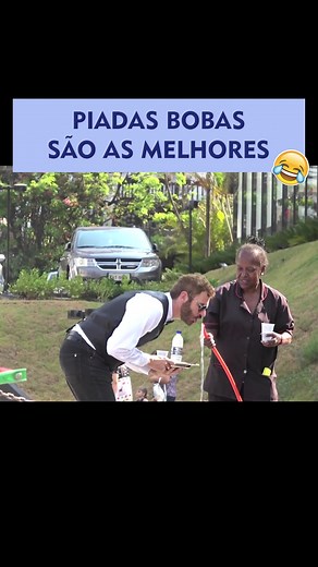 Risadas e Água: Humor na Timeline