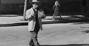 Νίκος Ρίζος: 25 χρόνια από το θάνατο του «κοντού» του ελληνικού κινηματογράφου | Parallaxi Magazine