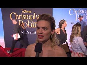 Christopher Robin World Premiere Burbank - Itw Hayley Atwell (official video)