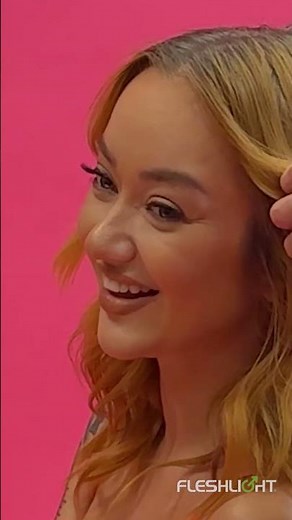 Behind the scenes on an Emma Magnolia shoot 📸 You know where to find more..