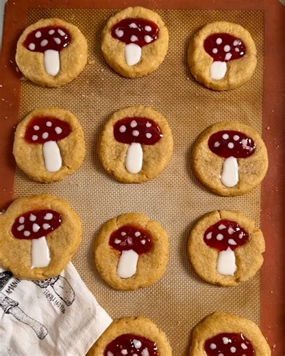 These toadstool-themed bakes are adorable 🍄🧑‍🍳 | FOODbible