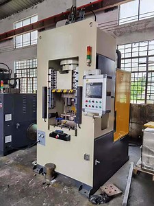 [Hot Item] Eight Gib Guided Servo Hydraulic Hot Forging 800 Ton Hydraulic Press