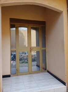 28 shares | Single rooms self contained for rent at UGX200k in Kawempe Katooke town. Fenced and separate Light meters. Call/Whatsapp me on 0779 191206 #UgVotes2026 #ugandadecides2025 #MonitorUpdates #bluelinkestates #fypシ゚viralシ #FIFAWCQ2026 #VisionUpdates #NBSUpdates #ugdecides2026 #NTVNews #WeekendVision | Blue Link Estates | Facebook