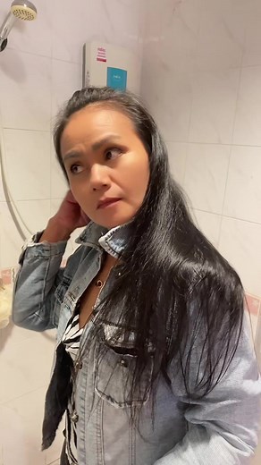 Asian Mature In Lingerie - Sensual Asian Mom Model