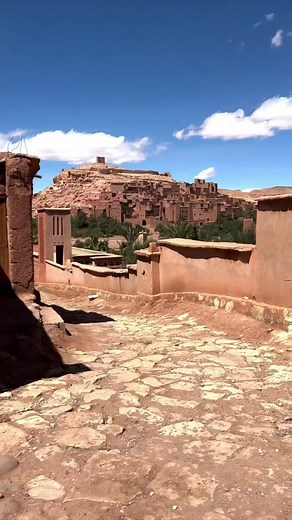📍Ait Ben Haddou, Ouarzazate . . . #aitbenhaddou #ouarzazate #moroccovacations #moroccotrip #moroccotravel #travelling #travelmaroc #travelmorocco #simplymorocco #Marokko #igtravel #photography #travelphotography #vacation #vacations #lovemorocco #instatravel #visiting #visitmorocco #travelawesome #explore #tourist #tourism #travel #trip #saharadesert #beautifuldestinations #moroccotrip #marrocos | WeekEnd Travel