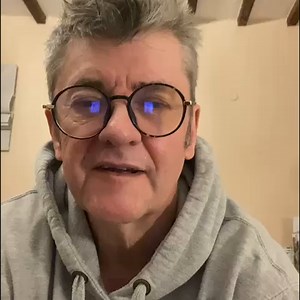 6.6K views · 71 reactions | Here’s funny man and former Warner team member, Joe Pasquale with a question for you to answer in the comments below! | Warner Hotels | Facebook