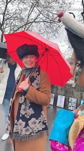 From China to the world, Tibetan girl brings the folk costume to Paris and wins huge acclaim. Come and check how beautiful the girl and the dress are! | EthnicCostumes