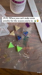 24K views · 227 reactions | Anyone else relate? 樂路‍♀️ #resinartist #resinobsession | ResinObsession | Facebook