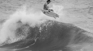 【#VolcomWetsuits】 VOLCOMサーフチームライダー佐藤魁 (Guy Sato )🏄🏽🤘🏽 7/31(月)までの間に、VOLCOM WETSUITS をオーダーしてくれた方にVOLCOM x Sticky Bumps Surfwax & Accessories Warm、Coolを1setプレゼント🎁 是非この機会にオーダーしてみてはいかがでしょうか！？ #VolcomWetsuits 特設ページは下記より！！ http://www.volcom.jp/wetsuits-vol2/ * #Volcom #VolcomJapan #MadeinJapan #TrueToThis #DesignedForSurfing #VolcomxStickyBumpsSurfWax | Volcom