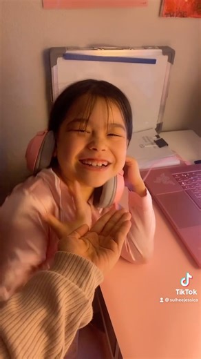 Fun with oldest, middle, and youngest child🙂 You can find my recipes on youtube.com/sulheejessica product links here: amazon.com/shop/sulheejessica #letsmakesomelunchformykids #lunch #lunchtime #lunchideas #kidslunchideas #schoollunch #lunchbox #lunchboxideas #mealprep #bento #bentobox #bentoboxlunch #packmylunchmom #sulheejessica #dosirak #도시락 #koreanfood #koreanlunch #rice #jessicawoo #bentobox #oldestchild #middlechild #youngestchild | Jessica Woo