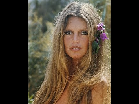 Brigitte Bardot pose nue pour ses 40 ans (1974)