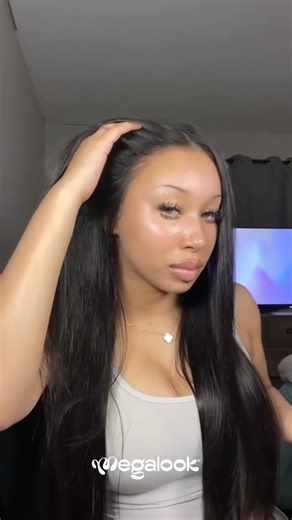 POV: silk press look, glueless install  #megalookhair link: ➡...