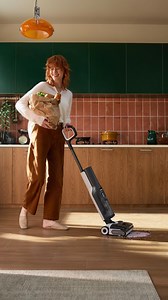 Tu pensais tout savoir sur ton aspirateur laveur ? 👀 Voici quelques tips & tricks pour (re)découvrir tout ce que la série F25 peut faire pour toi. Et toi, c’est quoi ta petite astuce préférée avec ton Roborock ? 👇 #menagefacile #maisonpropre #aspirateurconnecté #nettoyage #propreté | Roborock