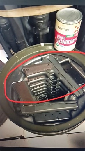 ทำไมทหารอเมริกาในสงครามโลกครั้งที่ 2 ถึงเอาปืนใส่ถังแบบนี้