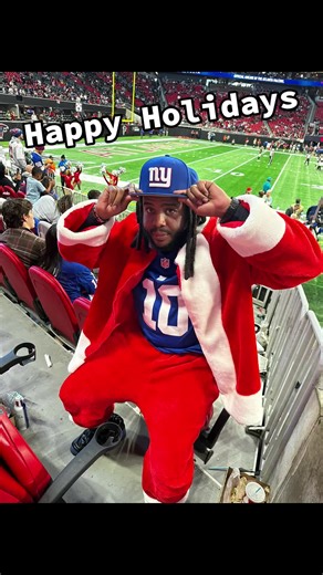 Merry Christmas 🎅🏾 shout out to the naughty list @New York Giants #merrychristmas #happyholidays #blacksanta #santaclaus #nygiants #falcons #gifts #unwrapping