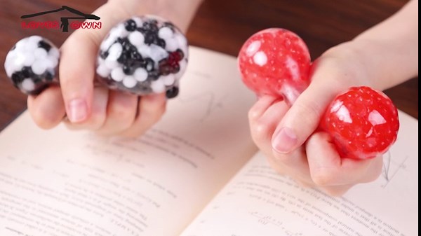 LovesTown 19PCS Sensory Toys for Kids, Bulk Stress Ball Toy Set for Adults Fidget Claming Toys for Party Favors Autism and Anxiety Relief