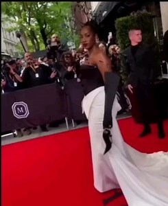 Big Tems at the Met Gala red carpet 2023✨🔥🔥 @temsbaby #fashionpheeva #fasionblogger #womensfashion #metgala2023 #metgala #tems #temsbaby #tem #met #gala #metgala #redcarpet #redcarpetfashion #redcarpetdress #redcarpetmoments #explprepage✨ #explorepage #exprience #exploremore | FashionPheeva Magazine