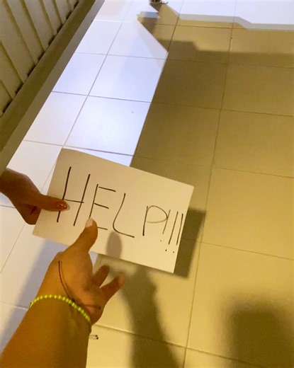 3.4K views | Women unite to outsmart a stalker | Handy Panda | Facebook