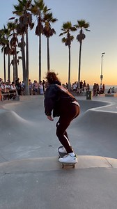 4.3K views · 49 reactions | Venice Beach: a mood in its own right 朗 , from bodybuilders at the iconic Muscle Beach to skaters carving bowls by the sea. Whether you’re pumping iron, skating or just people-watching and soaking it all in, you’ll never want to leave ❤️ Discover Los Angeles  IG @asteryx | Visit California | Facebook