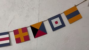 Wooden maritime signal flags bunting | Set of 12 flags 9cm x 9cm | Overall length 160cm | Naval Themed Decoration Pennant Banners for Home | Boat | Ship | Vessel | Birthday Indoor Outdoor Party