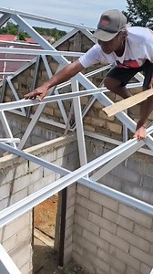 421K views · 2.3K reactions | Cek kerjaan pemasangan rangka atap baja ringan | Herman | Facebook