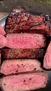 TGIF! Celebrating the end of the week with our favorite thing - Steaks! Check out his amazing recipe from @g_bque 🔥🥩 Follow these simple steps to grill the perfect steak every time! Cooking: * Seasoned your steak * Cook steak at 250° until an IT of 115° * Sear steak over HOT coals until 135° * Let rest for 10 minutes * Slice and enjoy! | Chicago Steak Company