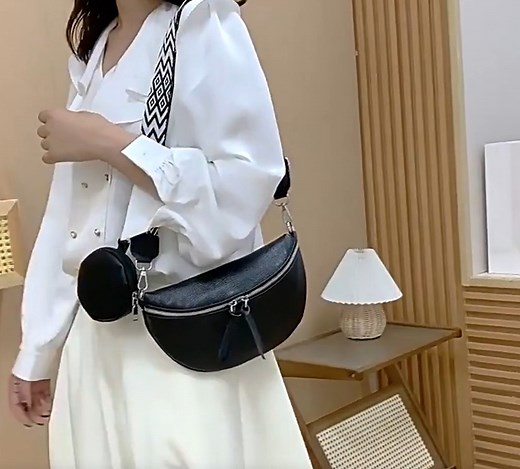 Hey everyone! Let me tell you about this amazing Leather Coin Purse!...