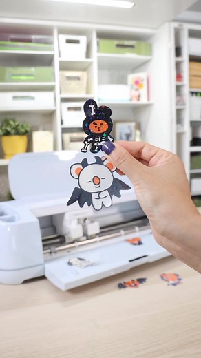 BT21 Halloween Holographic Stickers - #diecutstickers #halloween #halloween23 #btsstickers #bts #btsworld #cricutmade #cricutcreated #cricutmaker #cricutcrafts #bt21 #cricutbeginner #cricutnewbie #cricutprincipiantes #cricutespañol #cricutprintandcut #cricutstickers #cricutpegatinas #pegatinas #stickers #holographicstickers #pegatinasholograficas | Avanti Morocha